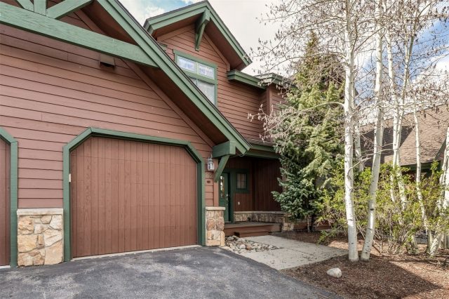 83 Chestnut Lane 83 photo 18