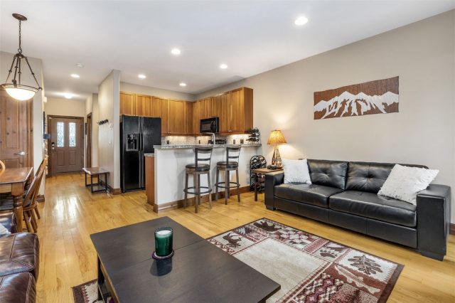 Townhome in Highland Greens, Breckenridge, CO — photo 3 (MLS S1068797)