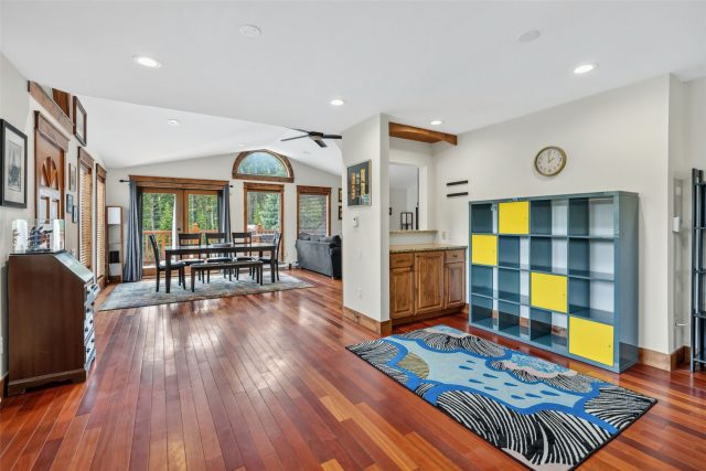 54 Lakeview Drive photo 22