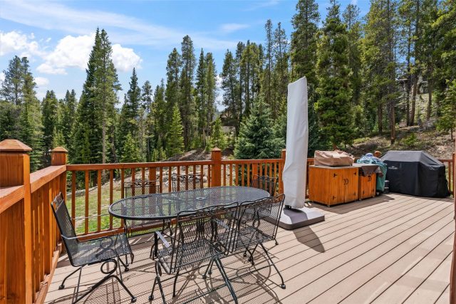 54 Lakeview Drive photo 24