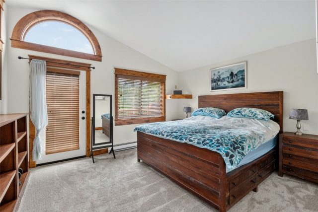 54 Lakeview Drive photo 29