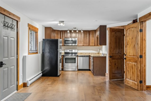 54 Lakeview Drive photo 44