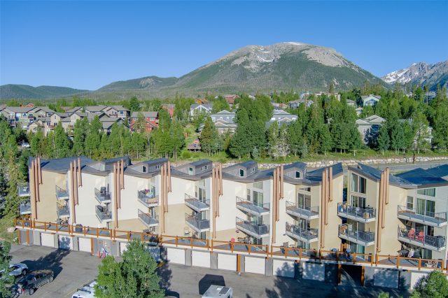Condo in Silver Queen West Condo, Silverthorne — photo 2 Condo in Silver Queen West Condo, Silverthorne, CO — photo 2 (MLS S1068808)