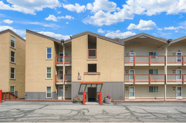 Condo in Silver Queen West Condo, Silverthorne — photo 3 Condo in Silver Queen West Condo, Silverthorne, CO — photo 3 (MLS S1068808)