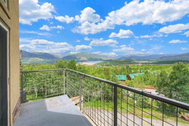 Condo in Silver Queen West Condo, Silverthorne — photo 5 Condo in Silver Queen West Condo, Silverthorne, CO — photo 5 (MLS S1068808)
