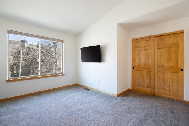 170 Allegra Lane 170 photo 32