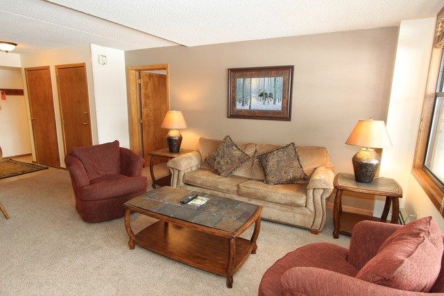 Timeshare in Village Square Condo, Copper Mountain — photo 3 Timeshare in Village Square Condo, Copper Mountain, CO — photo 3 (MLS S1068829)