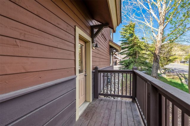 720 Lakepoint Drive B1 photo 17