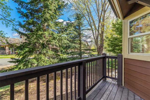 720 Lakepoint Drive B1 photo 18