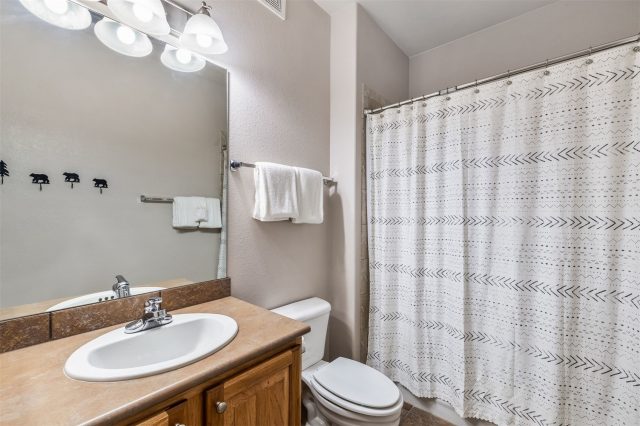 720 Lakepoint Drive B1 photo 20