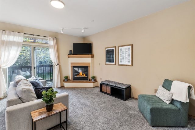 720 Lakepoint Drive B1 photo 9