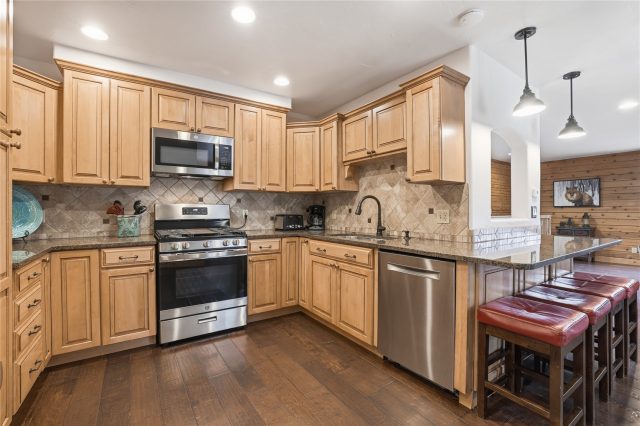 1701 Cutty Sark Court photo 9