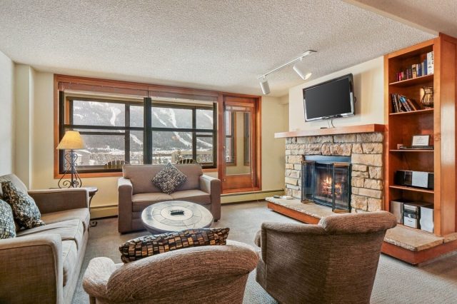 Timeshare in Village Square Condo, Copper Mountain — photo 1 Timeshare in Village Square Condo, Copper Mountain, CO — photo 1 (MLS S1068840)