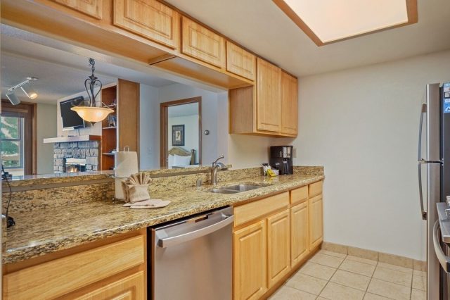 Timeshare in Village Square Condo, Copper Mountain — photo 5 Timeshare in Village Square Condo, Copper Mountain, CO — photo 5 (MLS S1068840)
