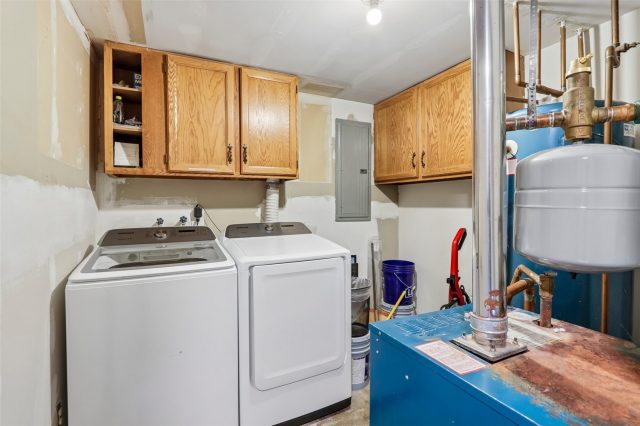 63 Solomons Lane photo 34