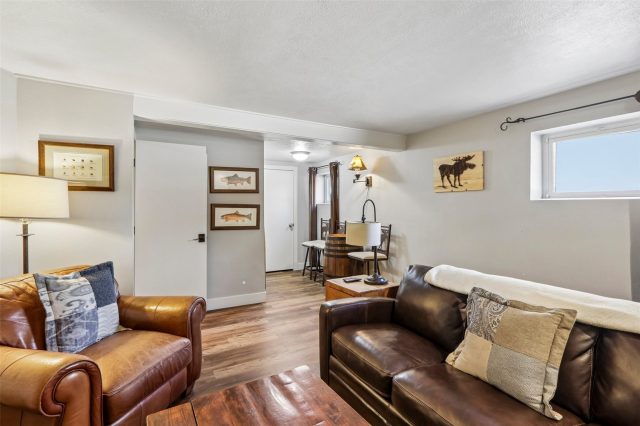63 Solomons Lane photo 36