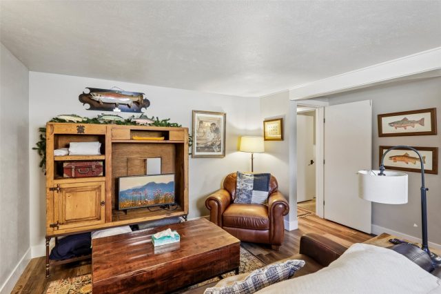 63 Solomons Lane photo 37