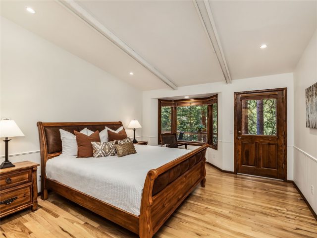 68 Sherwood Lane photo 17