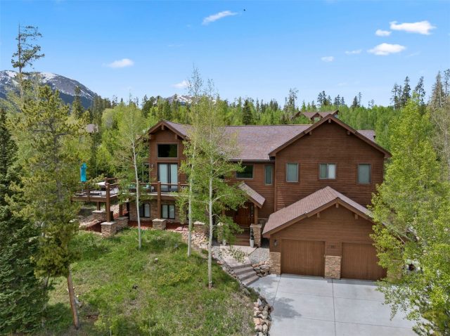 Home in Cortina Ridge, Silverthorne — photo 2 Home in Cortina Ridge, Silverthorne, CO — photo 2 (MLS S1068859)