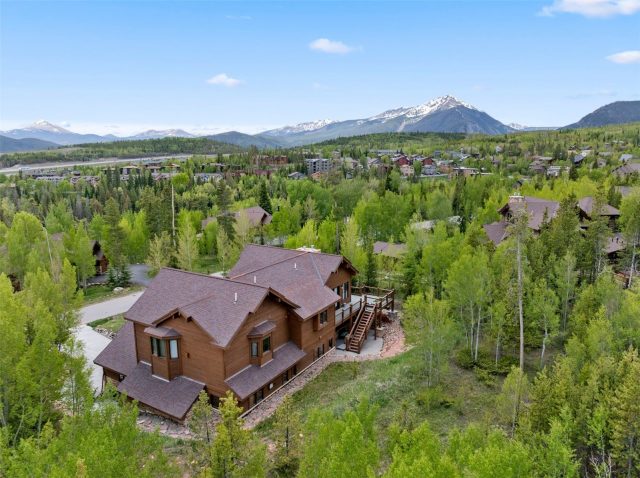 Home in Cortina Ridge, Silverthorne — photo 5 Home in Cortina Ridge, Silverthorne, CO — photo 5 (MLS S1068859)