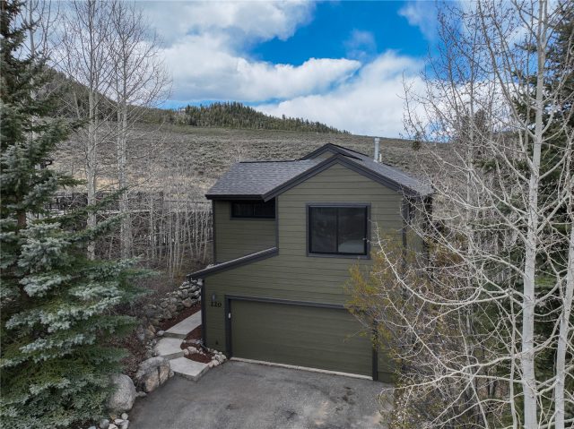 Home in Meadow Wood Sub, Dillon — photo 1 Home in Meadow Wood Sub, Dillon, CO — photo 1 (MLS S1068861)