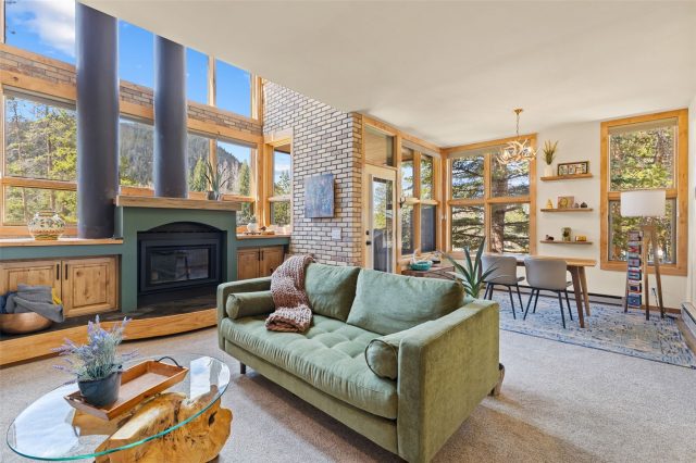 Condo in Soda Spring At Keystone Condo, Keystone — photo 1 Condo in Soda Spring At Keystone Condo, Keystone, CO — photo 1 (MLS S1068870)