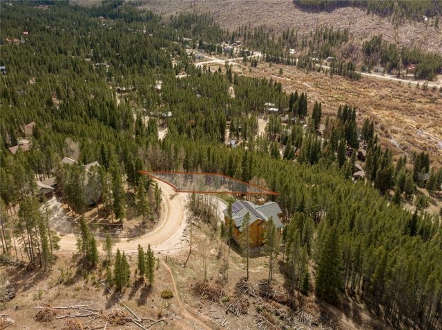 235 Coronet Drive photo 17