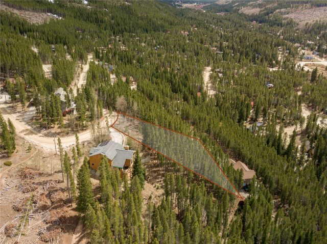 235 Coronet Drive photo 18