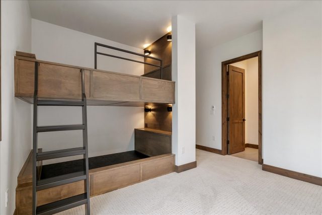 1615 Golden Eagle Road photo 34