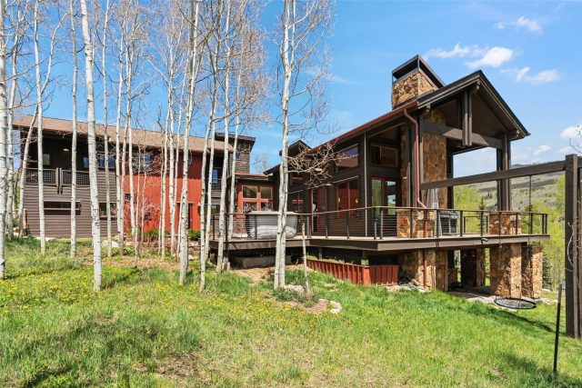 Home in Eagles Nest Golf Course Sub, Silverthorne, CO — photo 5 (MLS S1068885)