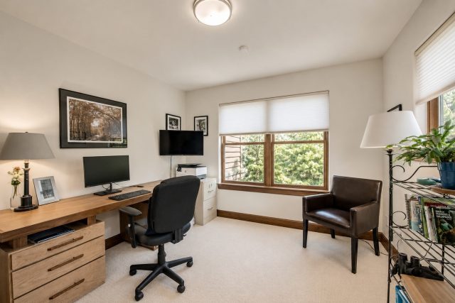 60 Linden Lane 60 photo 14