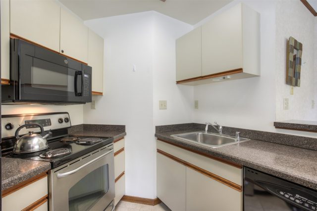 45 Beeler Place 2307 photo 12