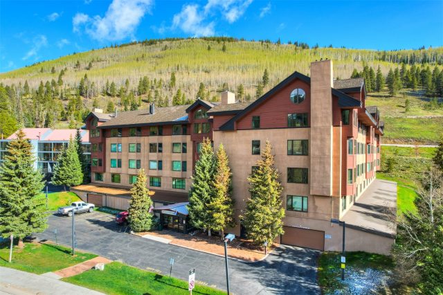 Condo in Telemark Lodge Condo, Frisco — photo 2 Condo in Telemark Lodge Condo, Frisco, CO — photo 2 (MLS S1068890)