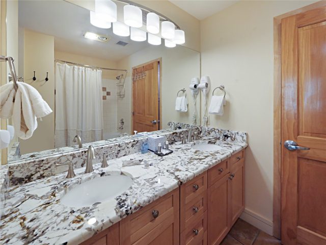 140 Ida Belle Drive 8272 photo 26