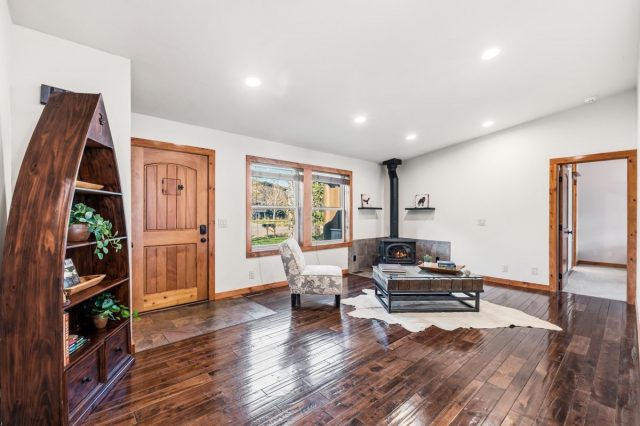 97 Sunlight Drive photo 17