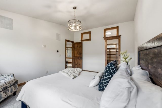 97 Sunlight Drive photo 26