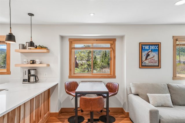 402 Bayview Drive A photo 10