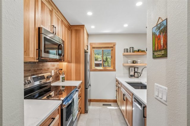 402 Bayview Drive A photo 14