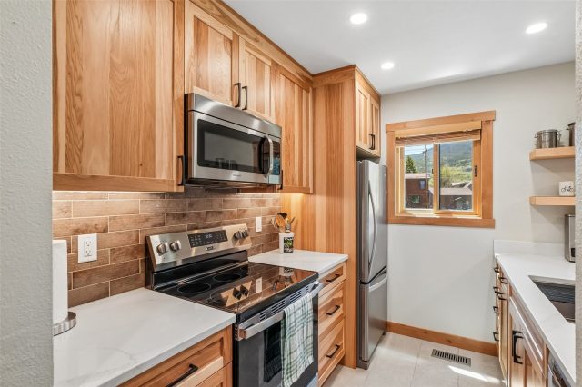 402 Bayview Drive A photo 15