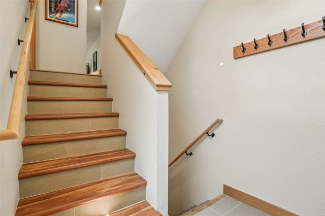 402 Bayview Drive A photo 18