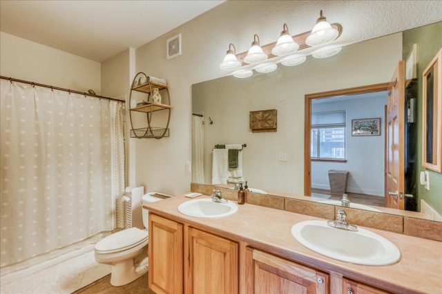 844 Blue River Parkway B3 photo 20