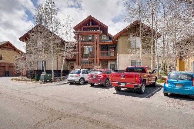 844 Blue River Parkway B3 photo 25