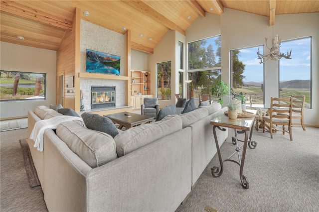203 Gentian Road photo 11