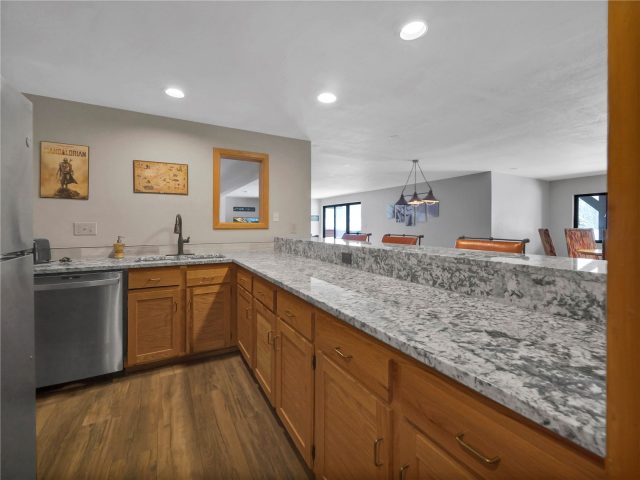 203 Gentian Road photo 34