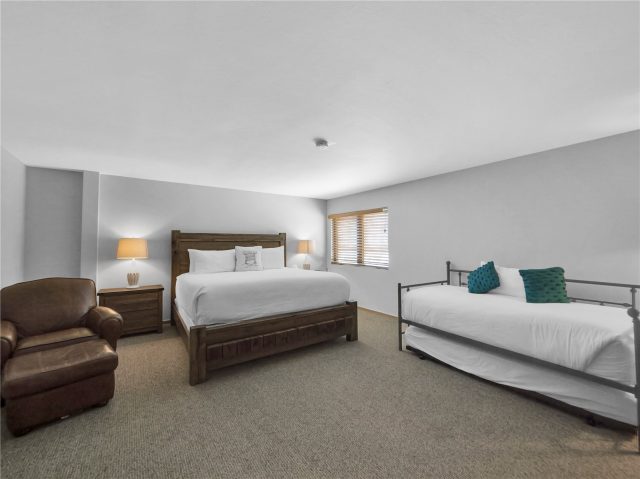 203 Gentian Road photo 41