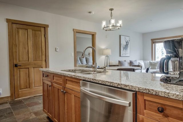 Condo in Red Hawk Lodge Condo, Keystone, CO — photo 6 (MLS S1068938)