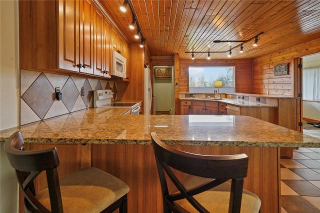 159 Tenderfoot Street photo 13