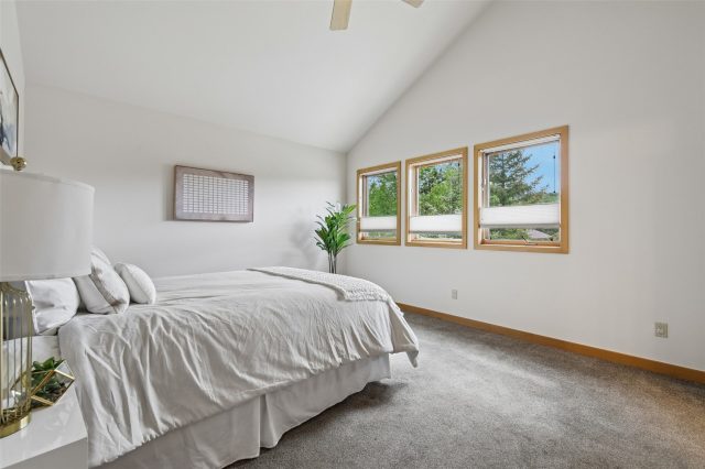 1100 Mesa Drive photo 17