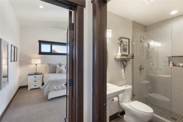 151 Moss Way photo 25