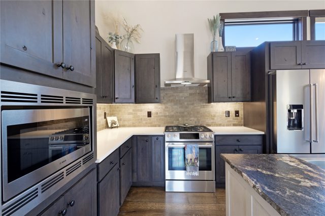 151 Moss Way photo 34